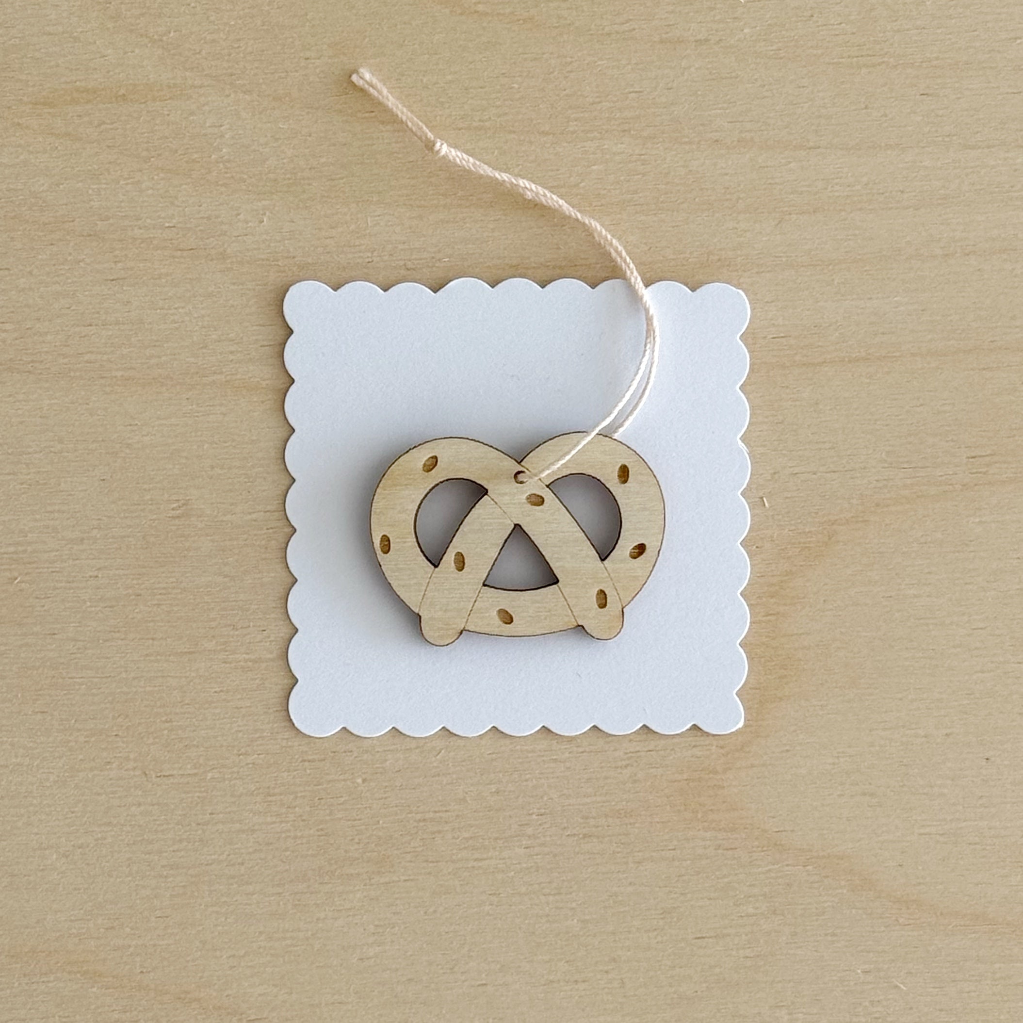 Mini Pretzel decoration