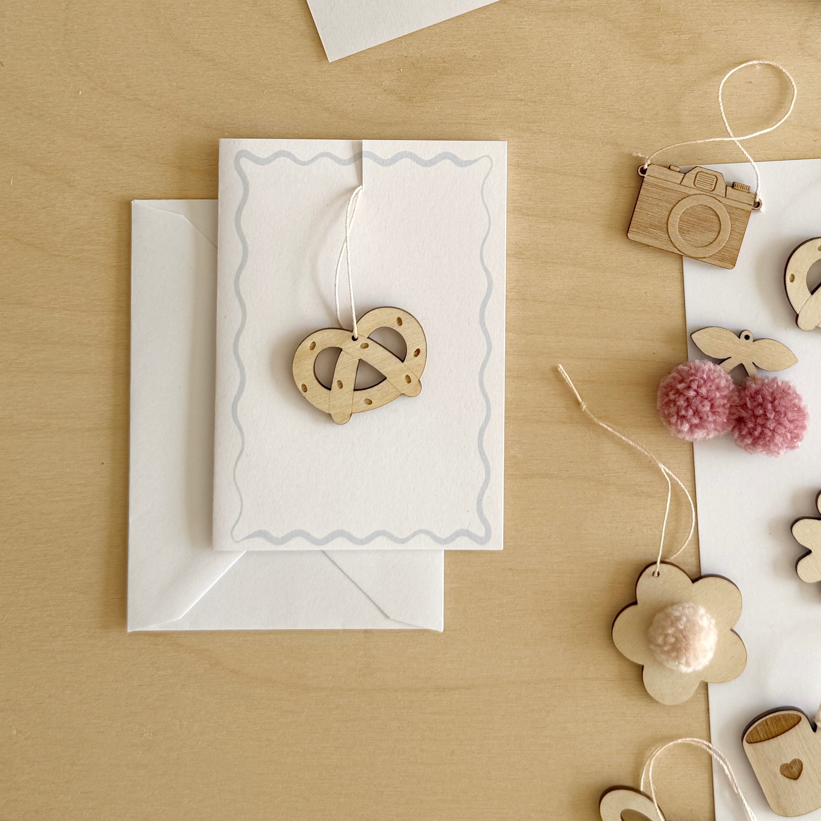 Mini Pretzel decoration