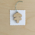 Mini Oak leaf decoration