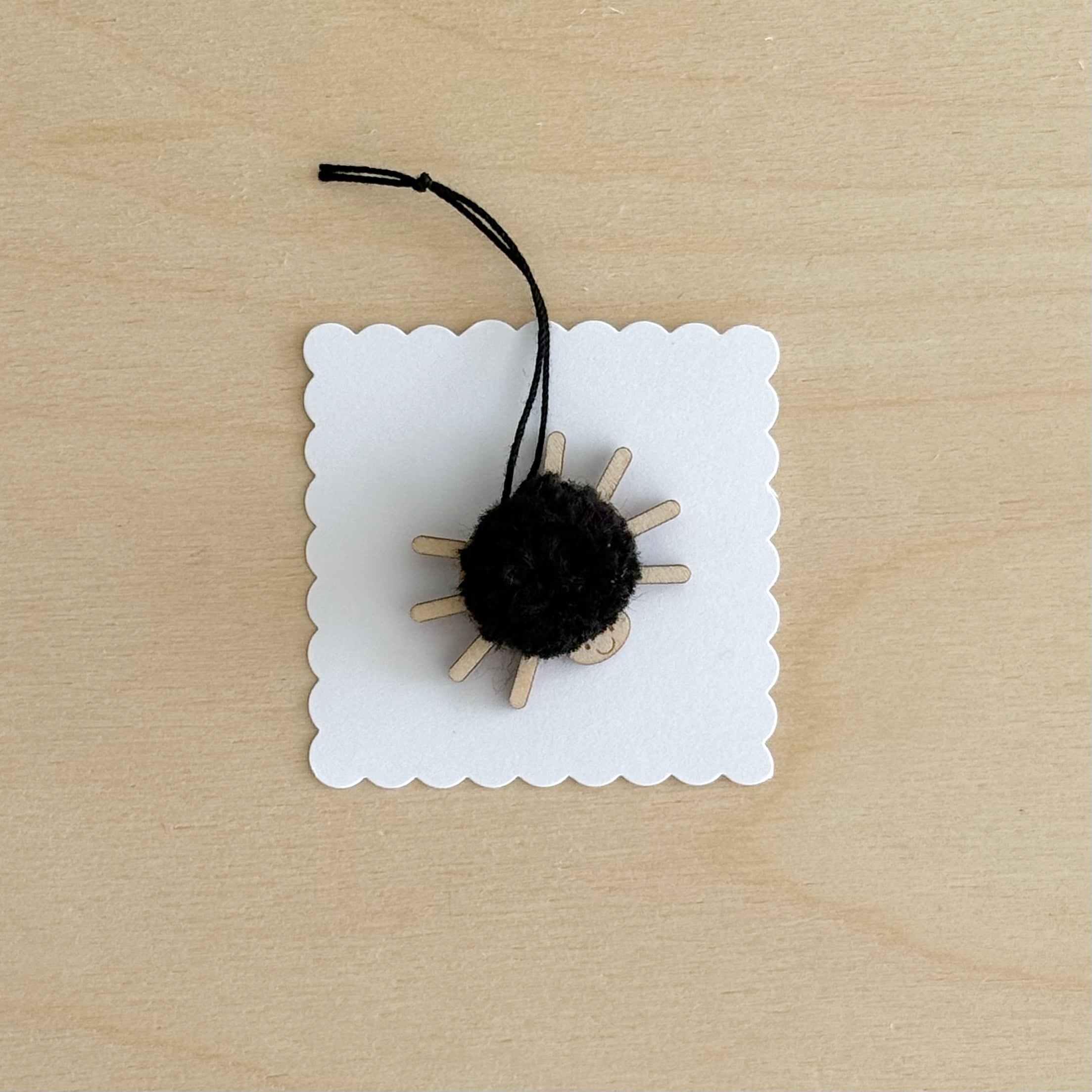 Mini Spider pom-pom decoration