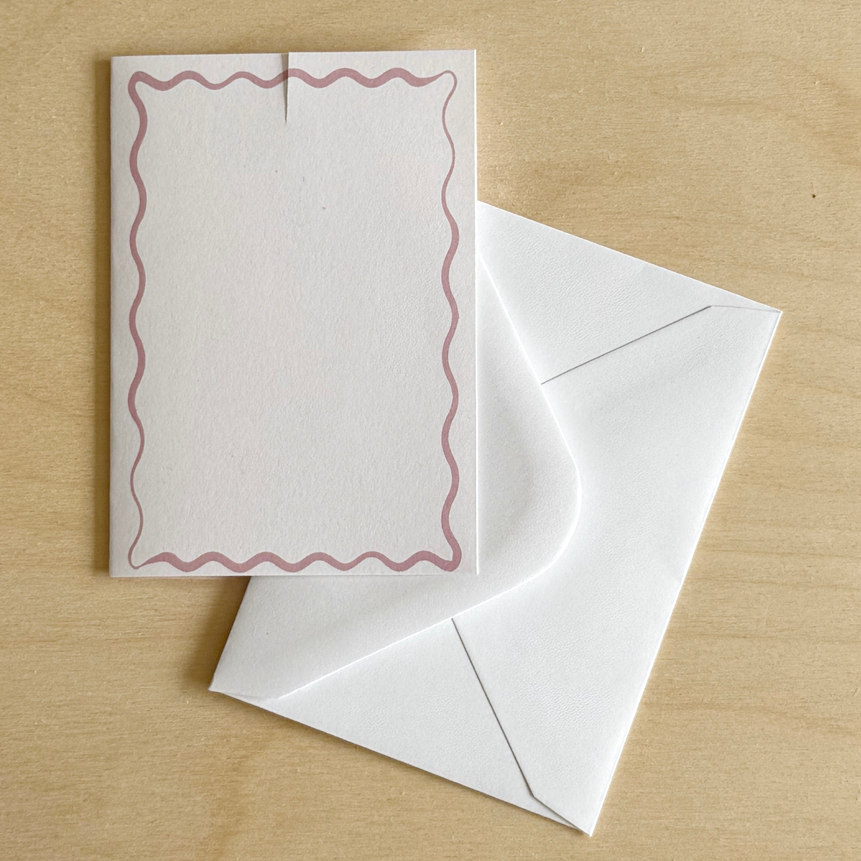 Wavy frame Mini Card in Dusky Pink