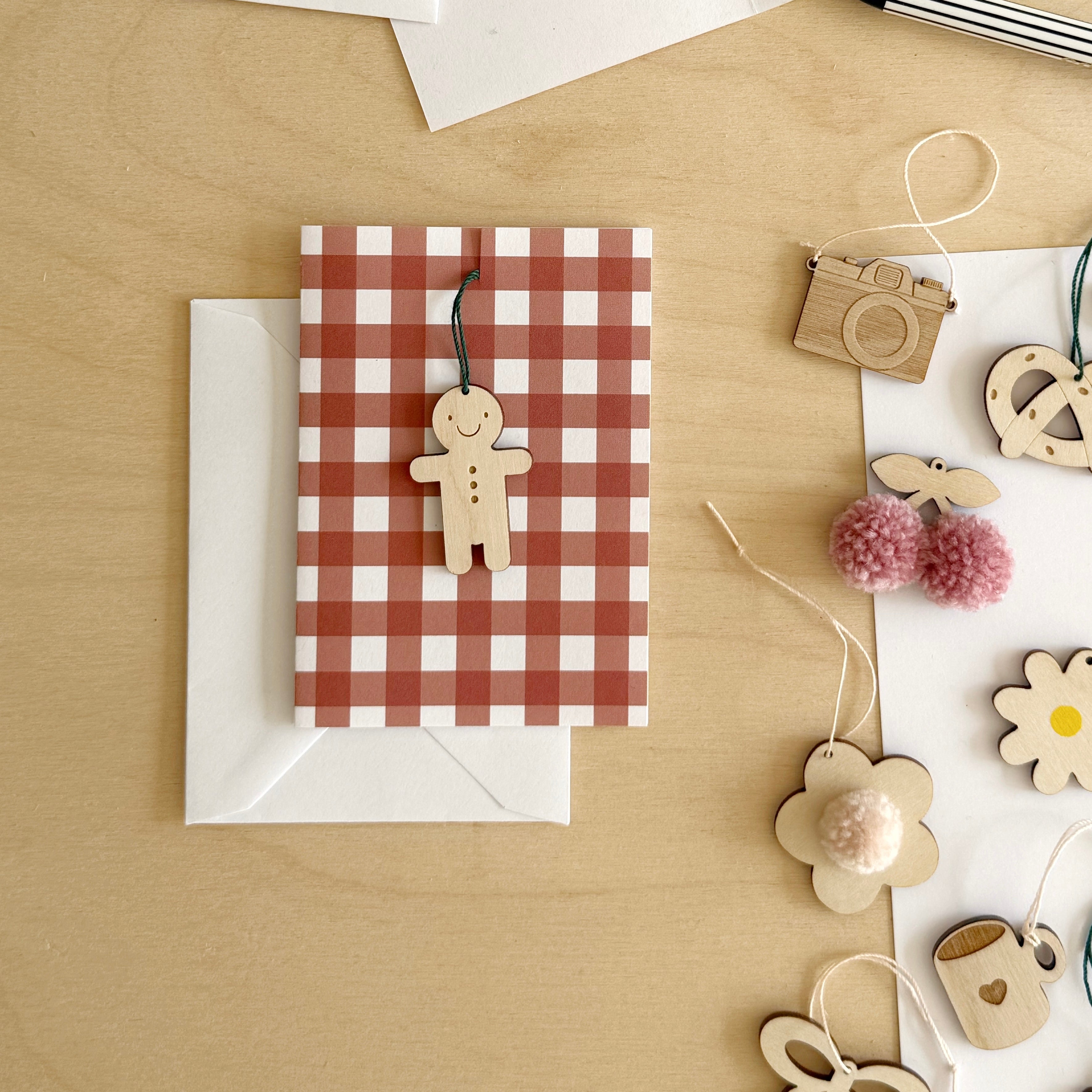 Mini Gingerbread man decoration