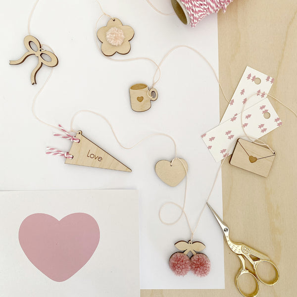 Little Love - Mini Valentine Decorations (individual)